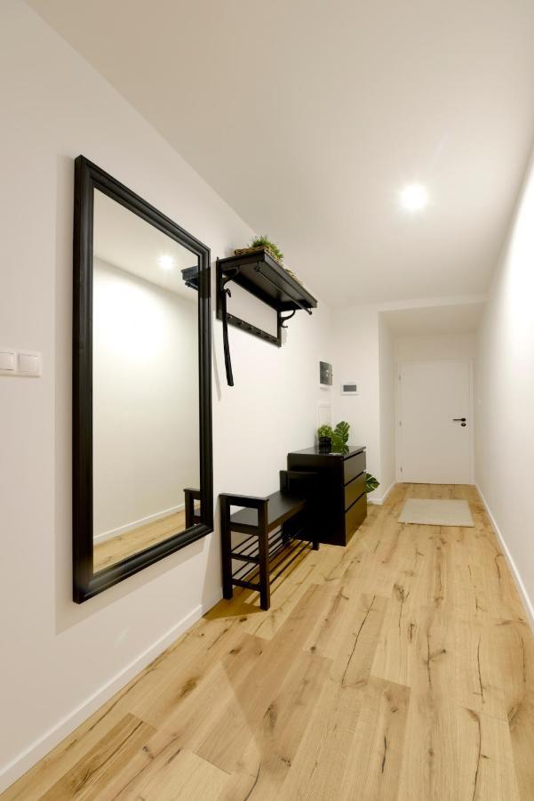 Apartman S Atriom V Historickom Centre Trenčín 외부 사진